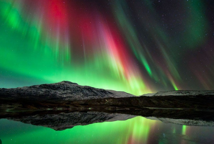 Dünyanın heyran qaldığı işıqlar - FOTOLAR